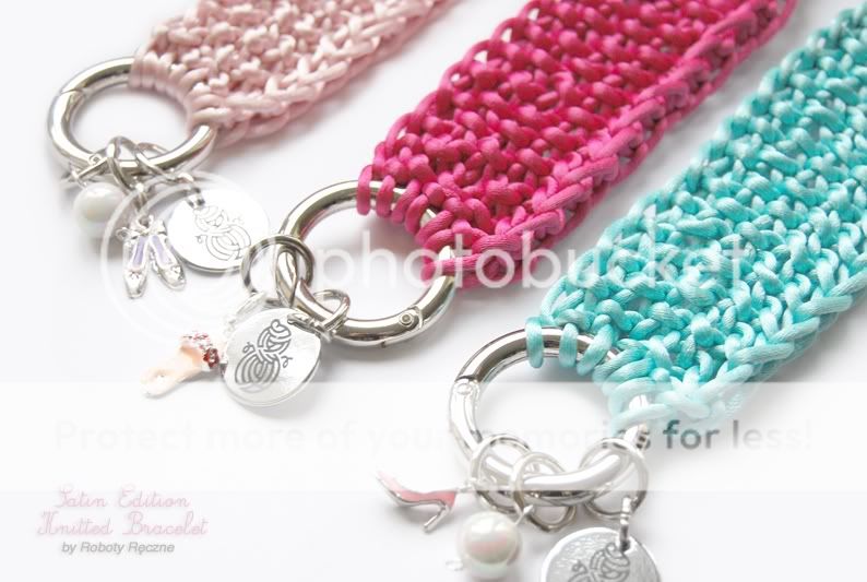 knitted bracelet,knitting,roboty reczne,roboty r�czne,robotyreczne,ballet pink,sexy bracelet,powder pink,double ring,knitwear design