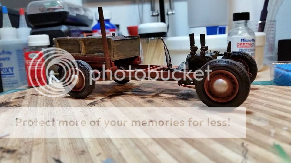 10352883_962875407060999_498454576171344