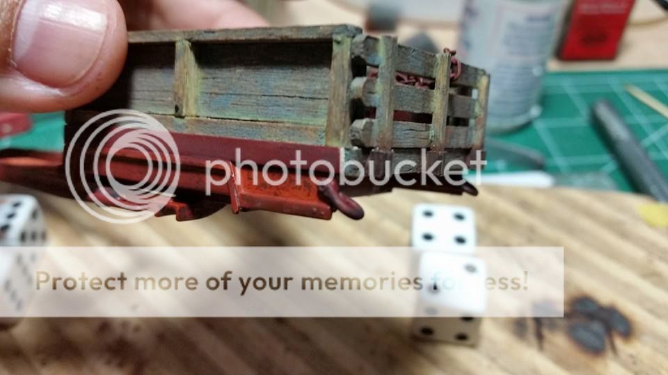 10626672_959105590771314_553134134505253